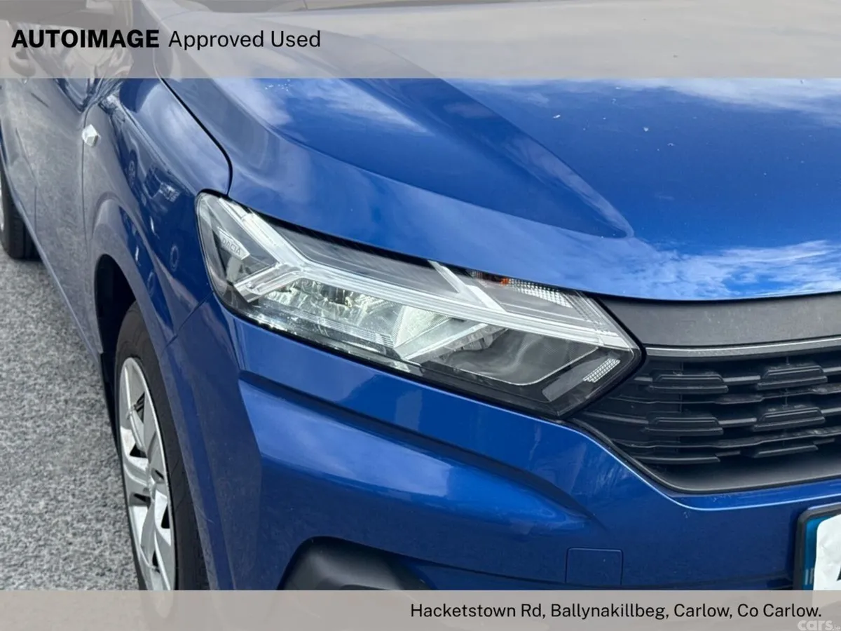 Dacia Sandero Hatchback, Petrol, 2021, Blue