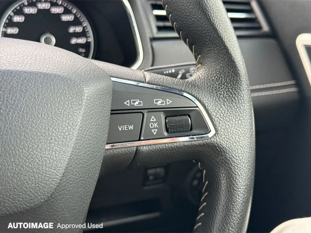 SEAT Arona SUV, Petrol, 2019, Red
