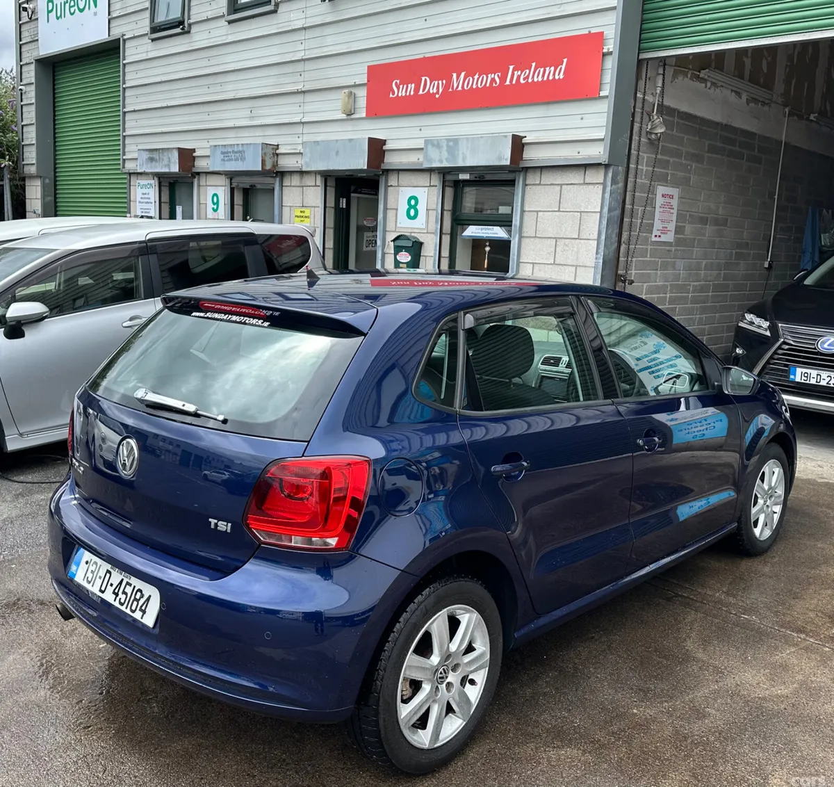 Volkswagen Polo Hatchback, Petrol, 2013, Blue