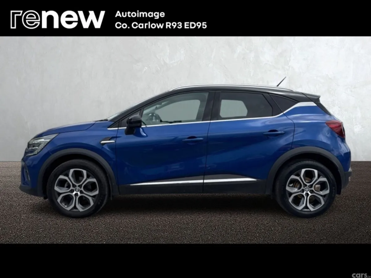 Renault Captur Hatchback, Petrol, 2022, Blue