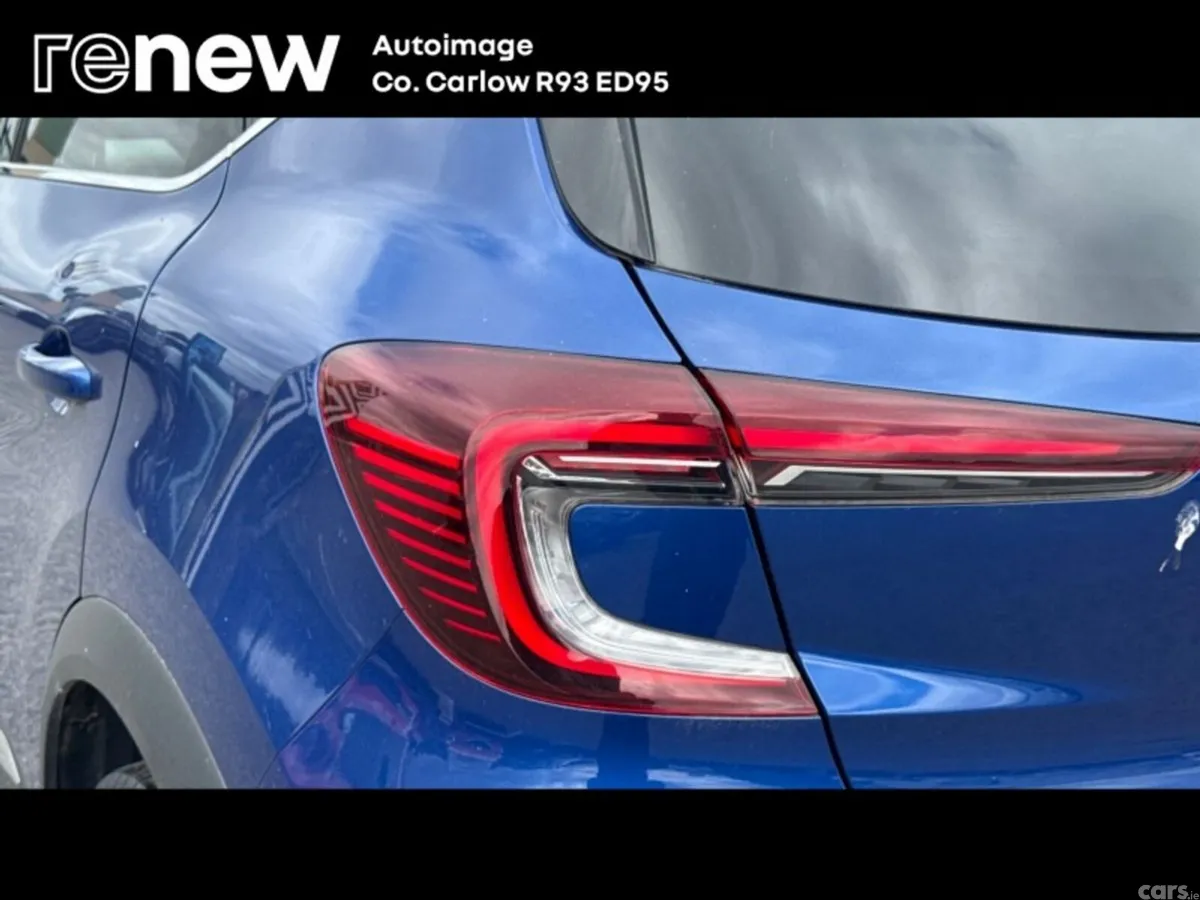 Renault Captur Hatchback, Petrol, 2022, Blue
