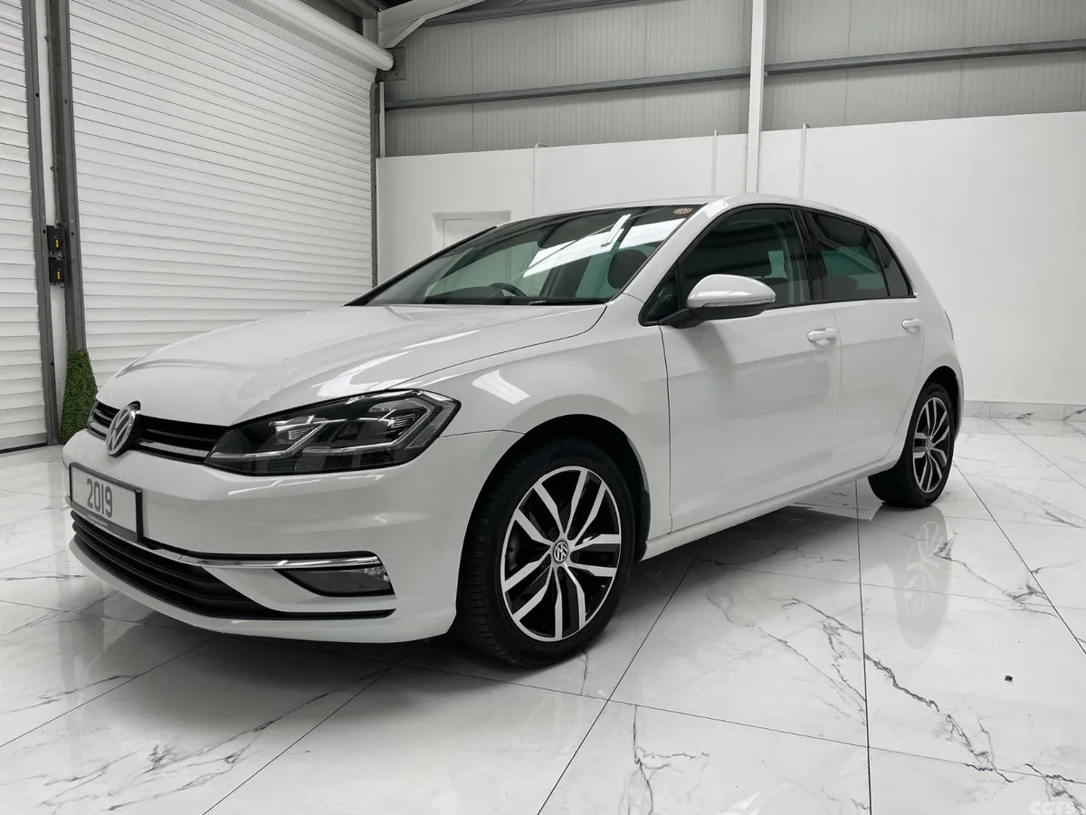 Volkswagen Golf Hatchback, Petrol, 2019, White