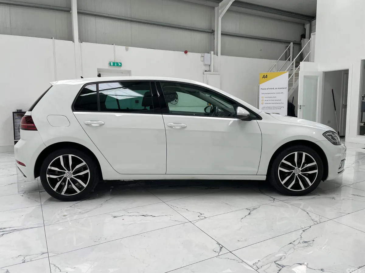 Volkswagen Golf Hatchback, Petrol, 2019, White
