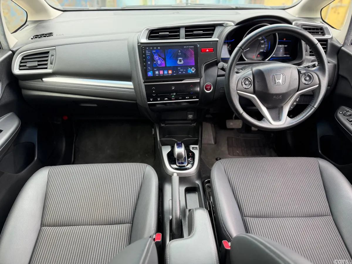 Honda Fit Hatchback, Petrol Hybrid, 2014, Blue