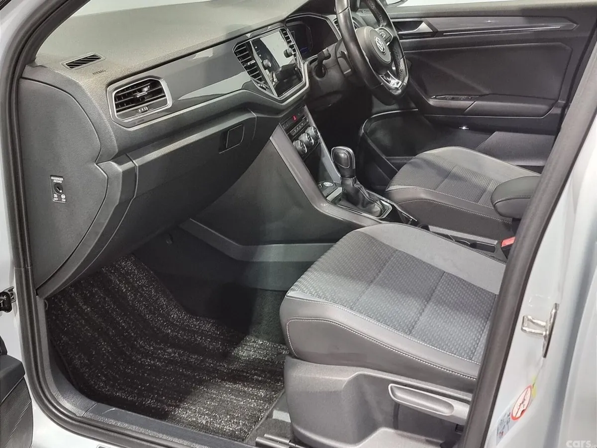 Volkswagen T-Roc SUV, Diesel, 2021, White