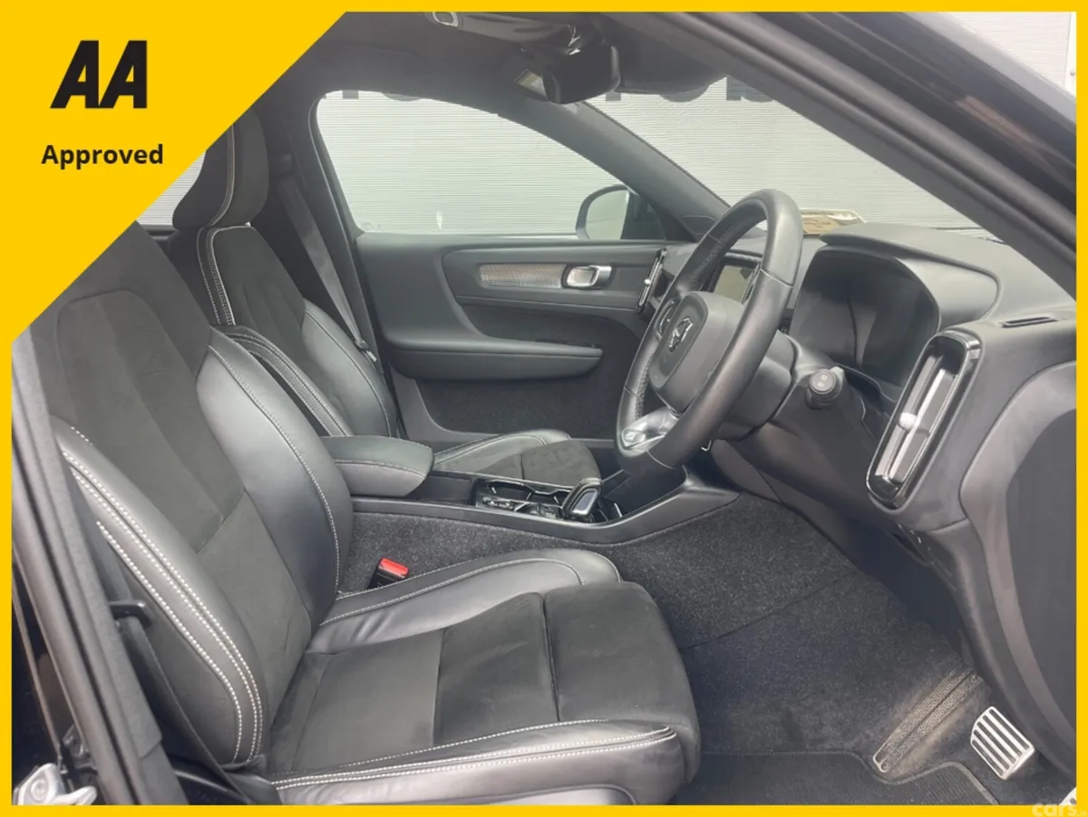 Volvo XC40 SUV, Petrol Plug-in Hybrid, 2021, Black
