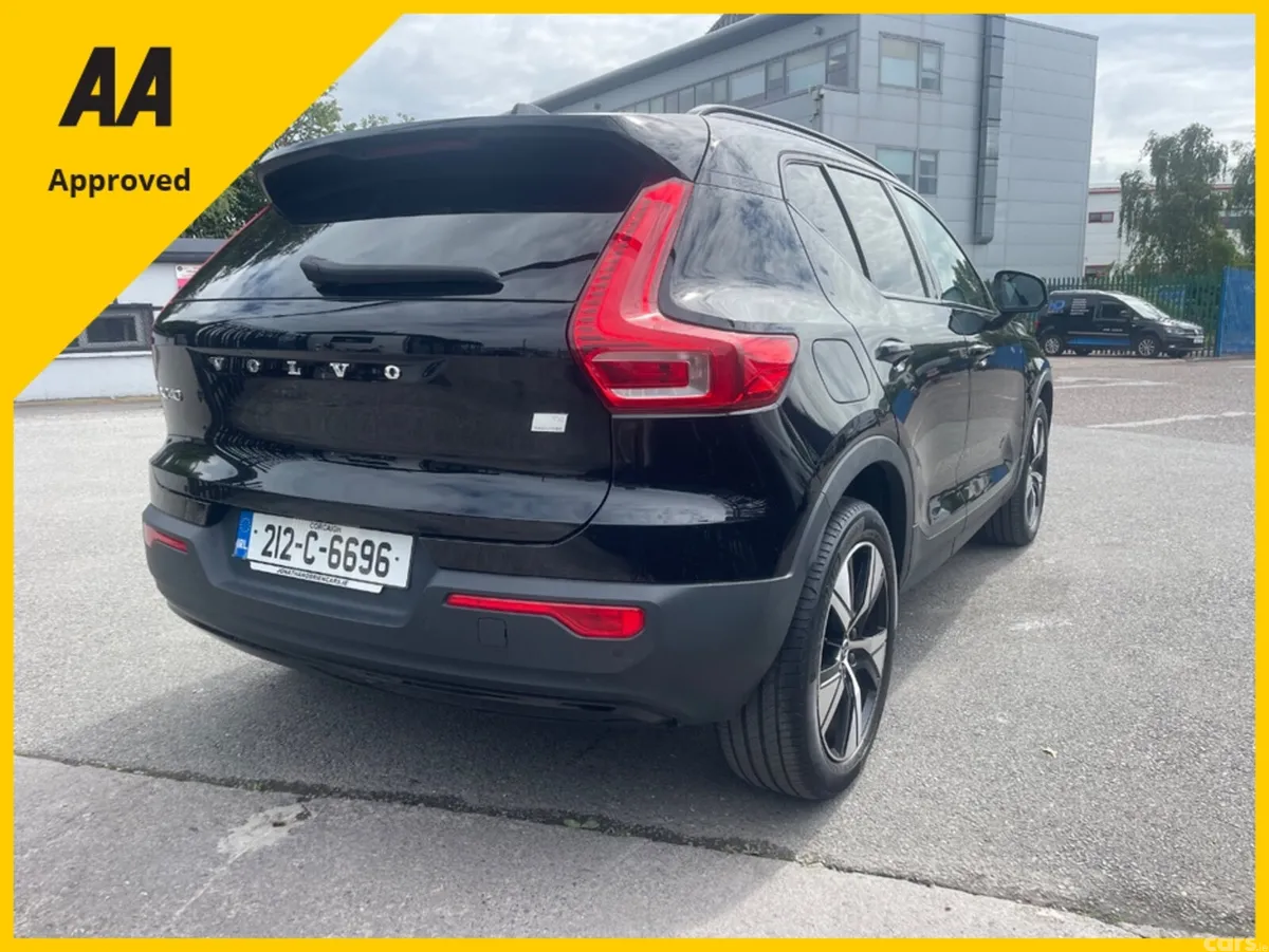 Volvo XC40 SUV, Petrol Plug-in Hybrid, 2021, Black
