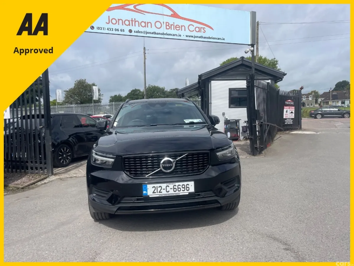 Volvo XC40 SUV, Petrol Plug-in Hybrid, 2021, Black