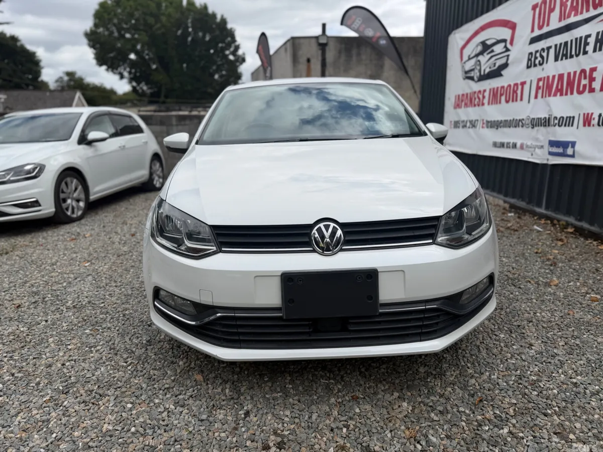 Volkswagen Polo Hatchback, Petrol, 2015, White