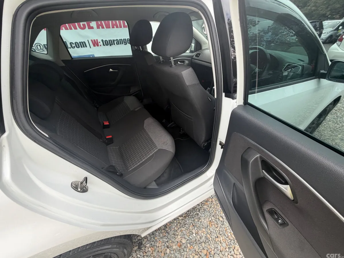 Volkswagen Polo Hatchback, Petrol, 2015, White