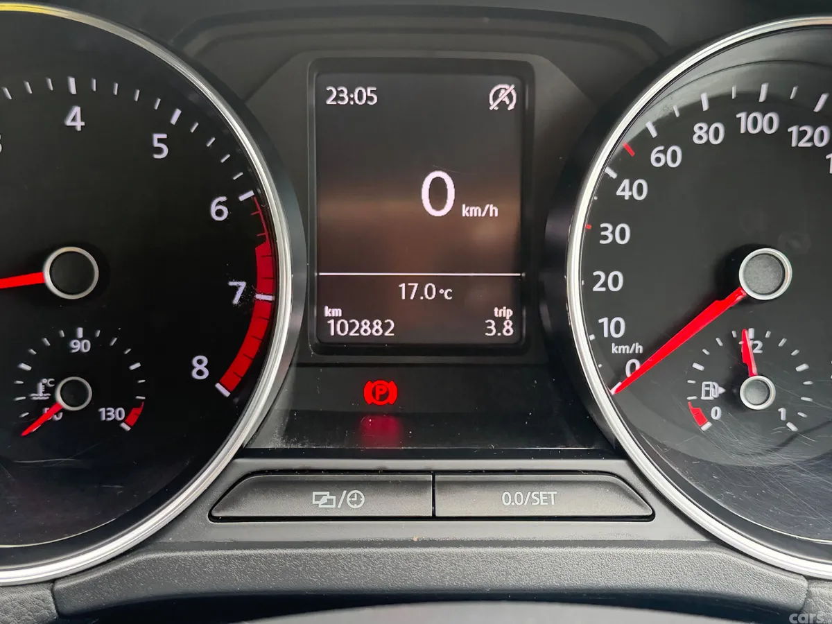Volkswagen Polo Hatchback, Petrol, 2015, White