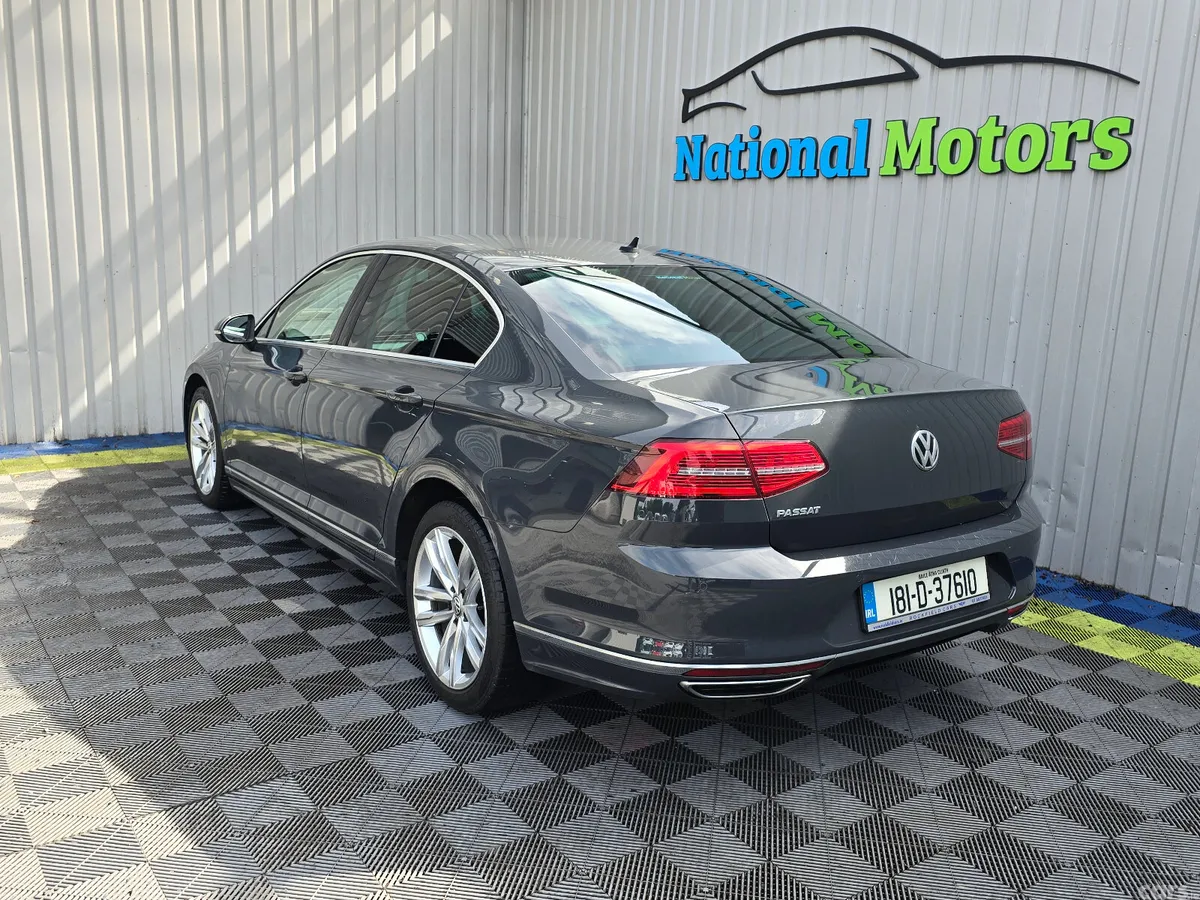 Volkswagen Passat Saloon, Diesel, 2018, Grey