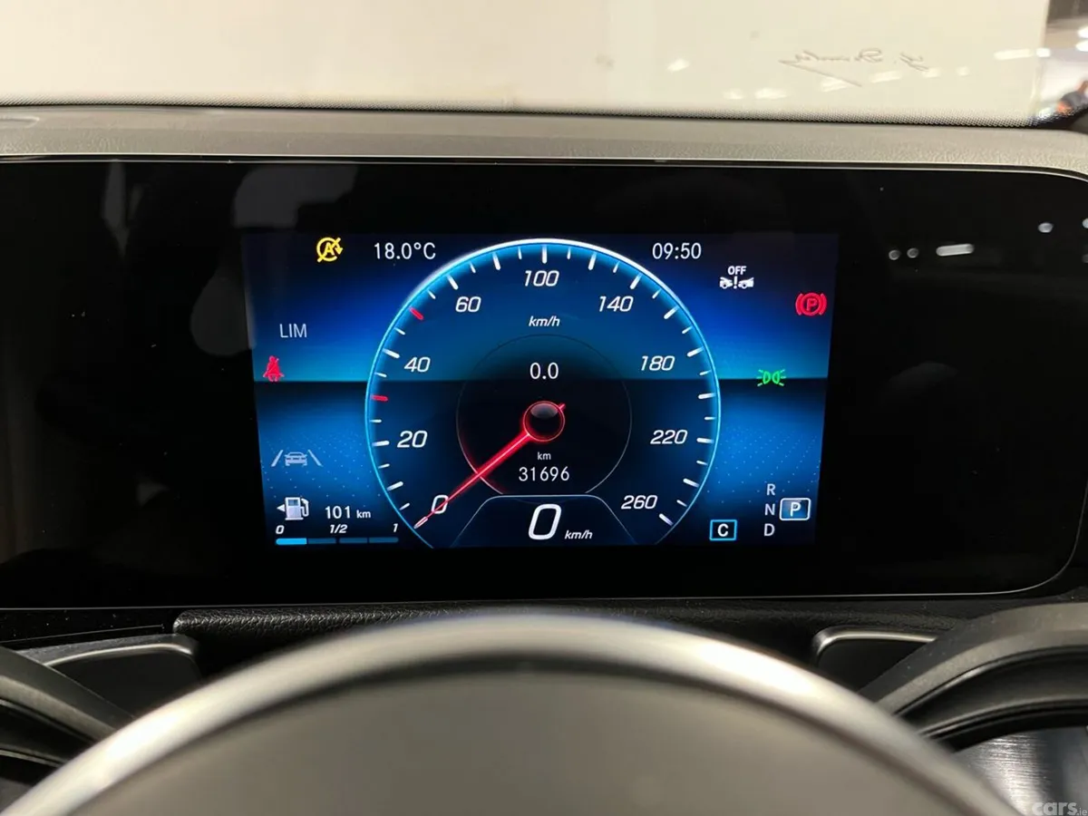 Mercedes-Benz GLB SUV, Petrol, 2023, Black
