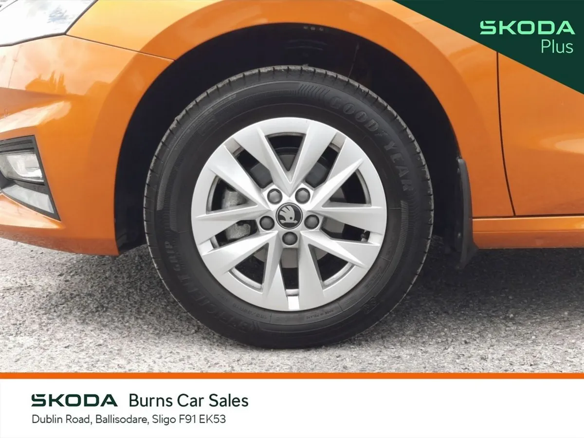 Skoda Fabia Hatchback, Petrol, 2026, Orange