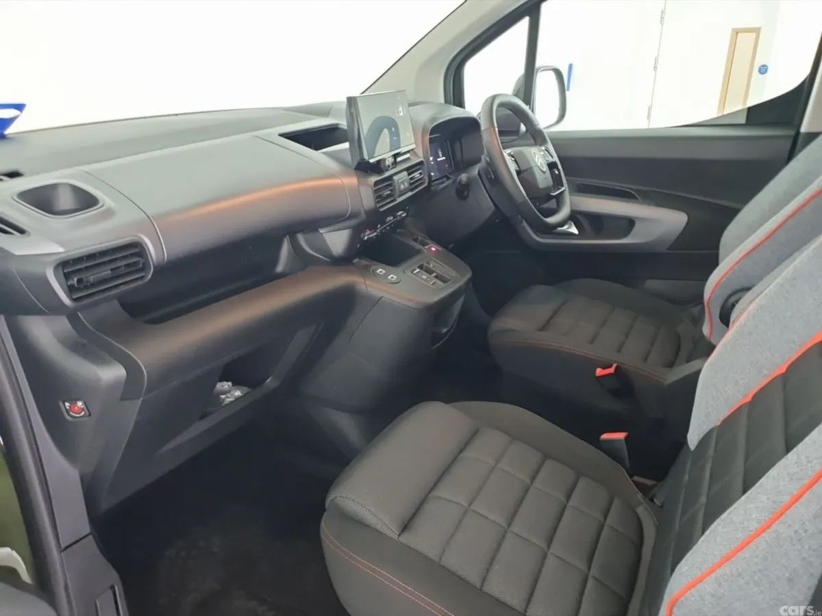 Citroen Berlingo MPV, Electric, 2025, Green
