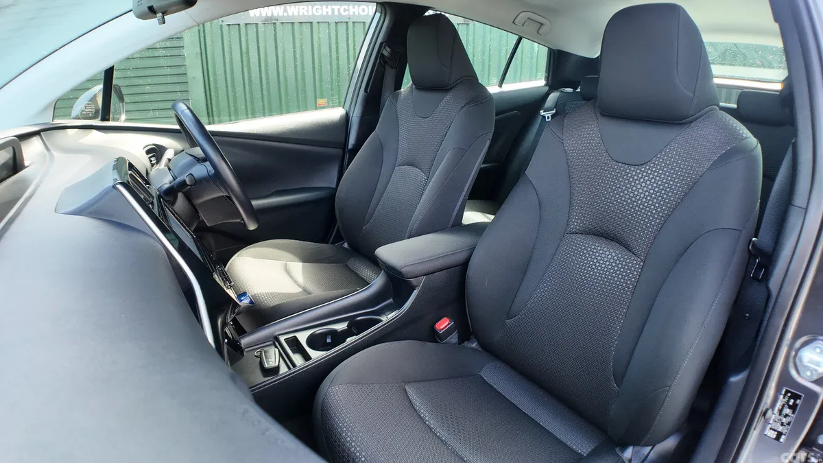 Toyota Prius Hatchback, Petrol Hybrid, 2020, Grey
