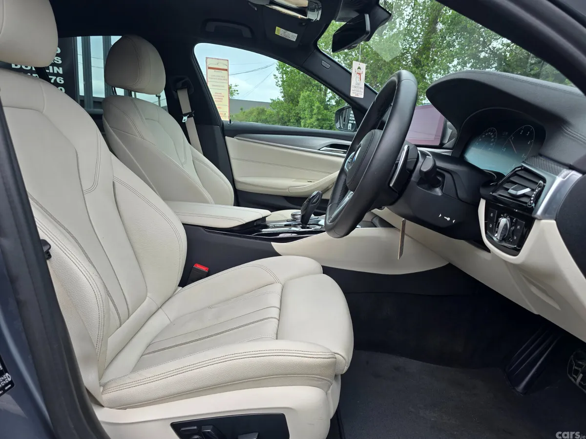 BMW 5-Series Saloon, Diesel, 2019, Blue