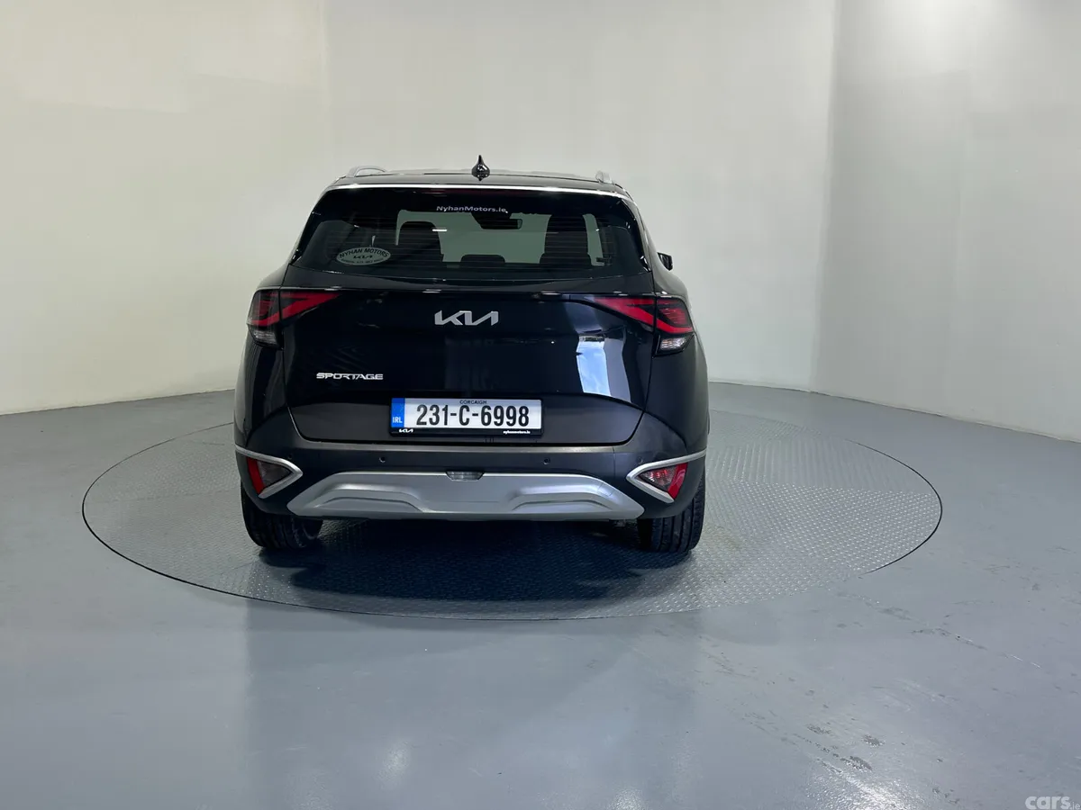Kia Sportage SUV, Diesel Hybrid, 2023, Black
