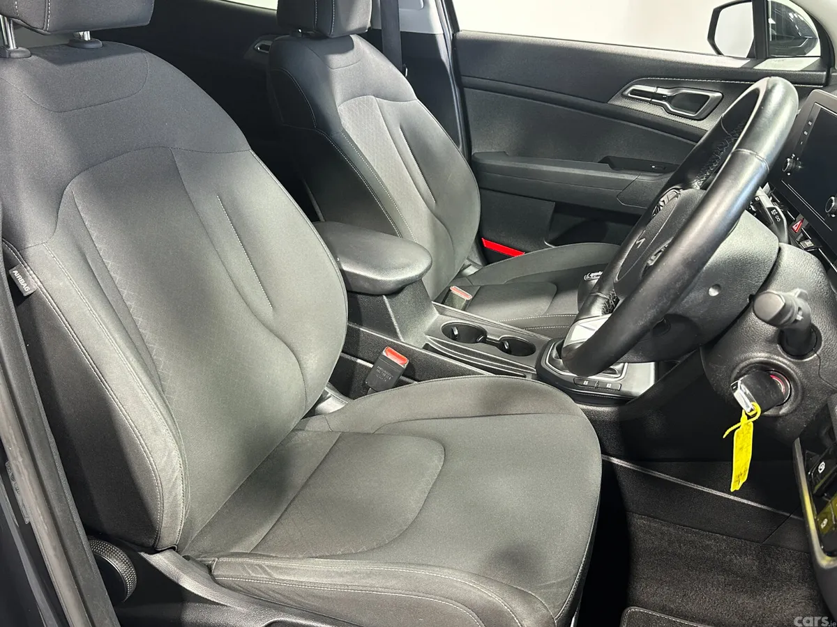 Kia Sportage SUV, Diesel Hybrid, 2023, Black