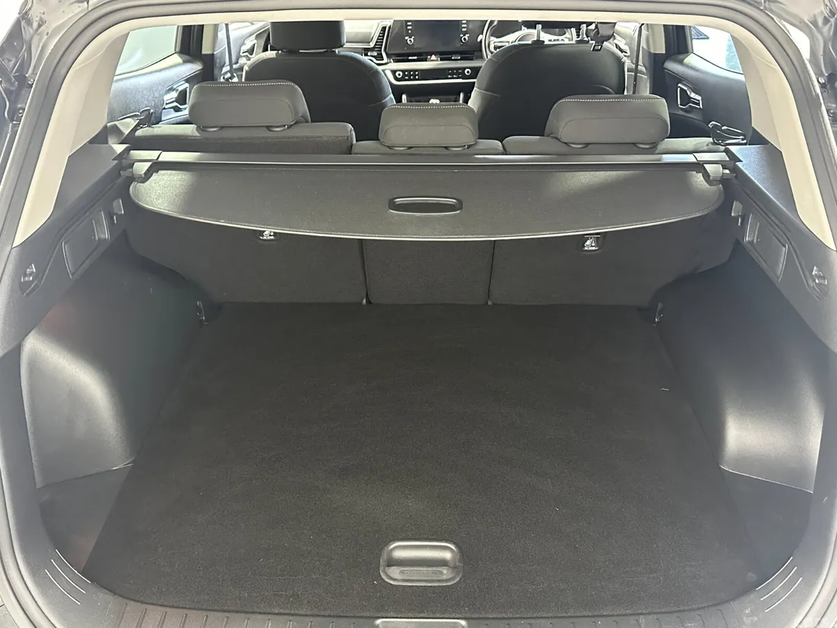 Kia Sportage SUV, Diesel Hybrid, 2023, Black