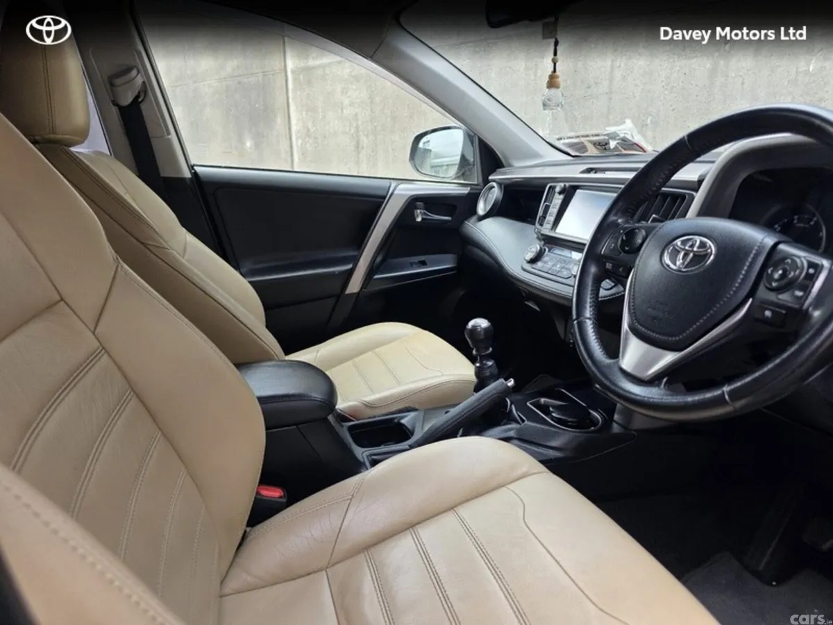 Toyota RAV4 SUV, Diesel, 2017, Grey