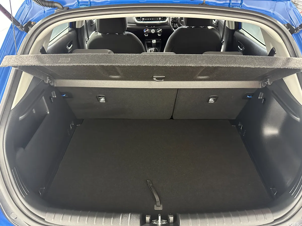 Kia Stonic Estate/Jeep, Petrol, 2023, Blue