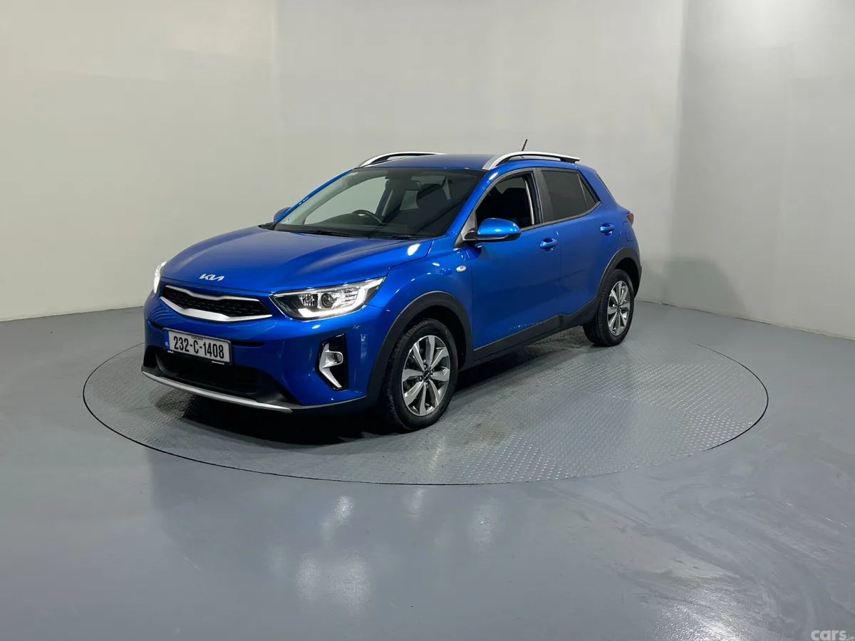 Kia Stonic Estate/Jeep, Petrol, 2023, Blue