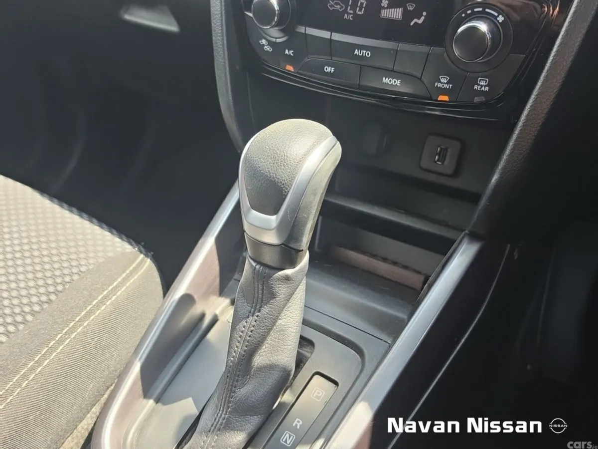 Suzuki Vitara SUV, Petrol Hybrid, 2023, Grey