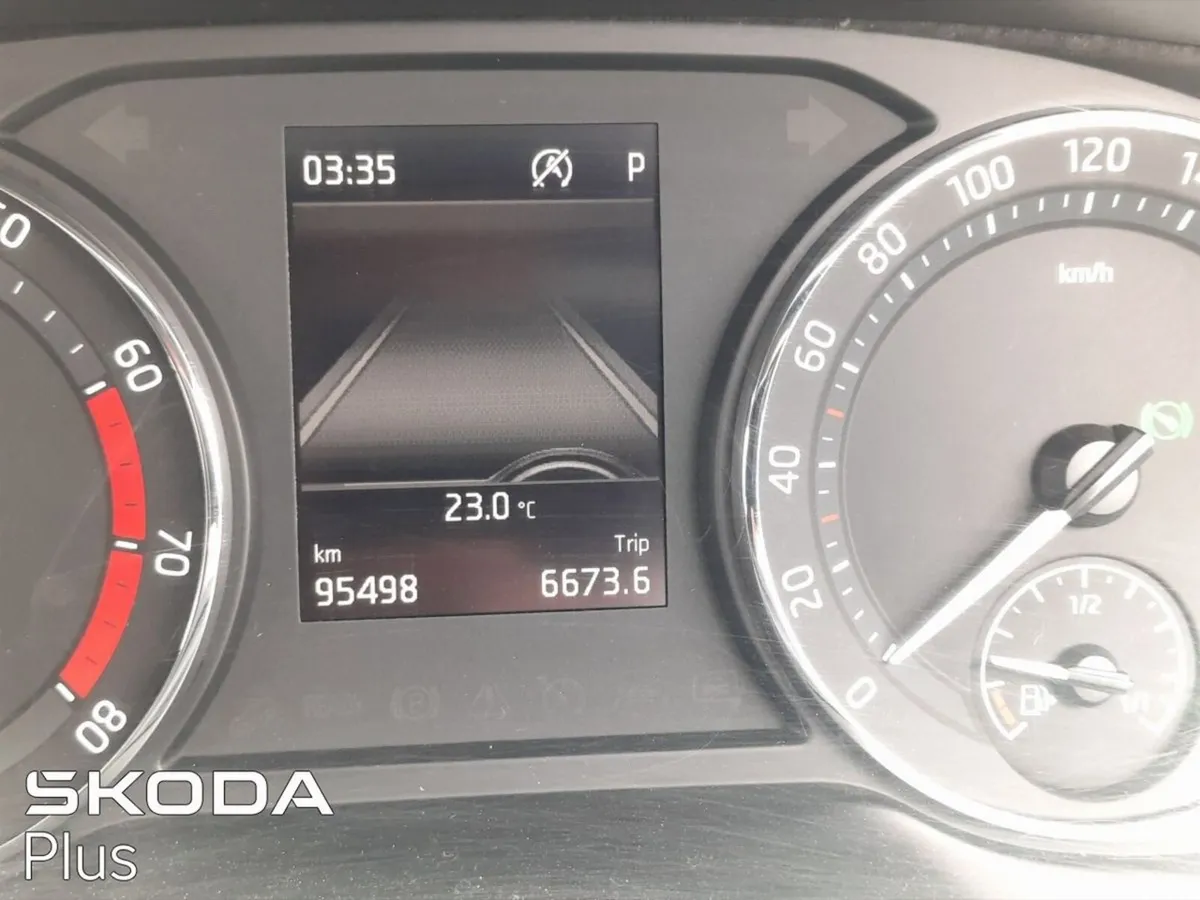 Skoda Octavia Saloon, Petrol Hybrid, 2024, White
