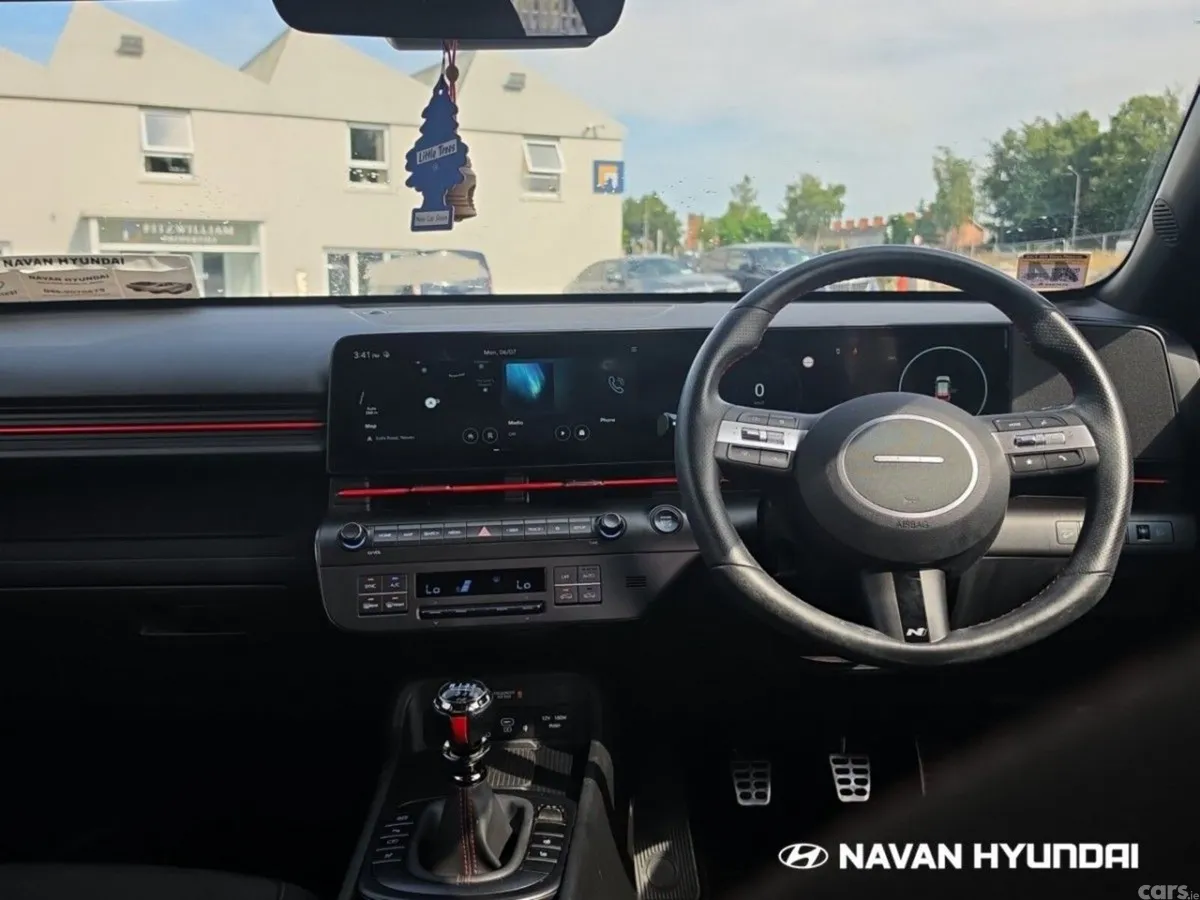 Hyundai KONA MPV, Petrol, 2024, Black