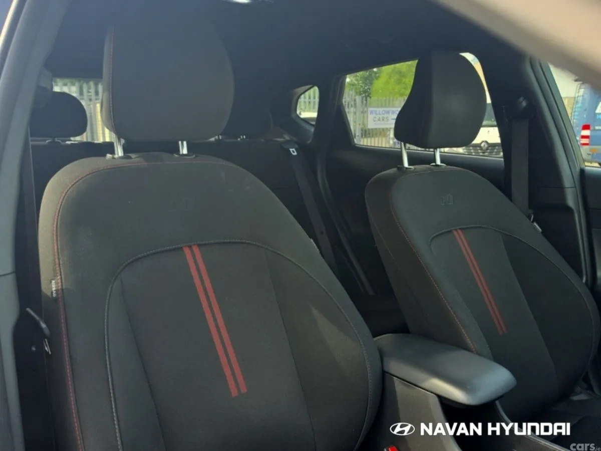 Hyundai KONA MPV, Petrol, 2024, Black