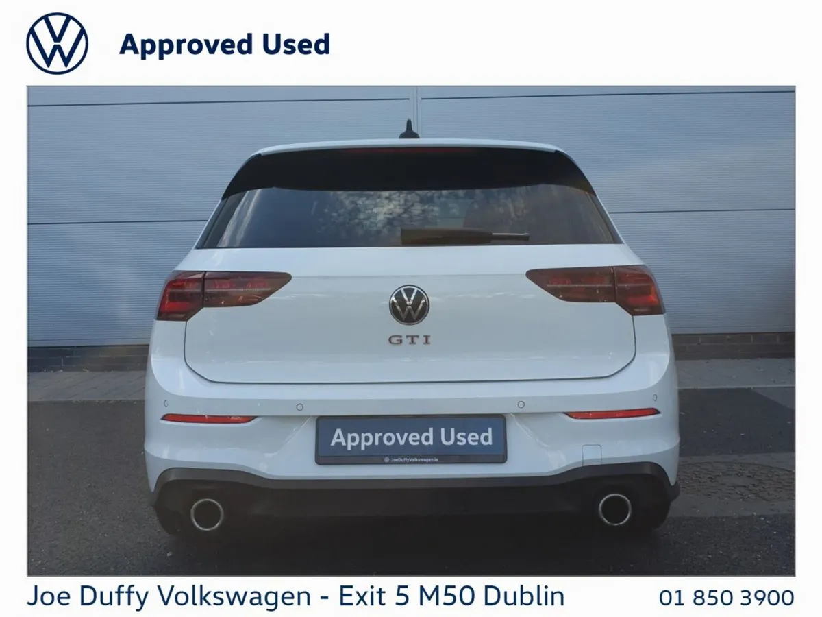 Volkswagen Golf Estate, Petrol, 2022, White