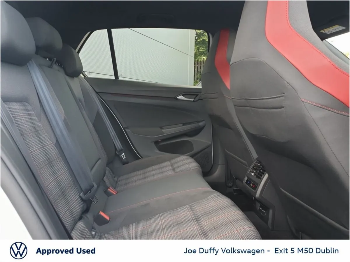 Volkswagen Golf Estate, Petrol, 2022, White