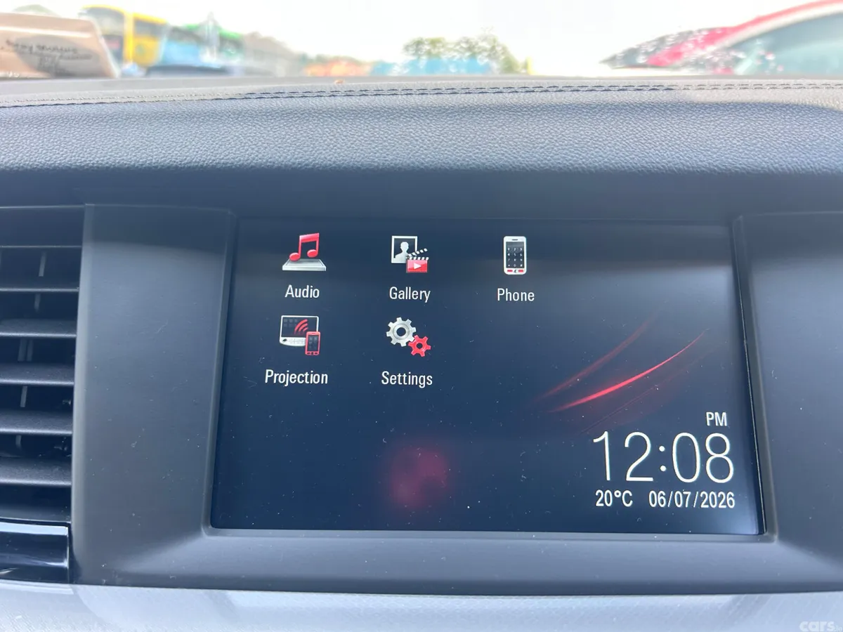 Opel Insignia Hatchback, Diesel, 2018, Black