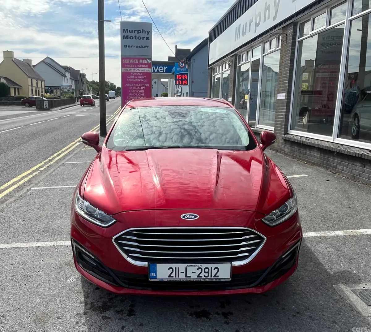Ford Mondeo Hatchback, Diesel, 2021, Red