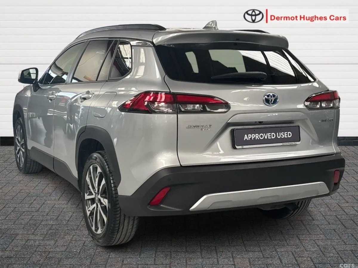 Toyota Corolla Cross Hatchback, Petrol Hybrid, 2023, Silver