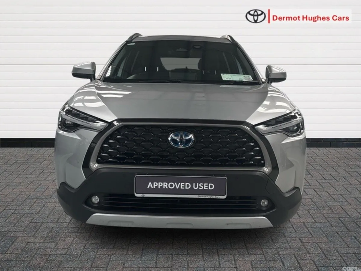 Toyota Corolla Cross Hatchback, Petrol Hybrid, 2023, Silver