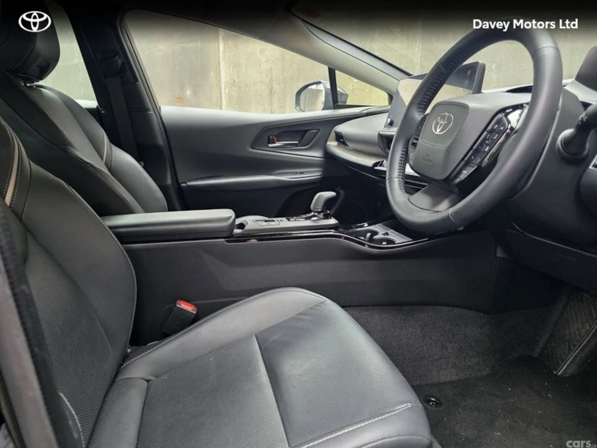 Toyota Prius Hatchback, Petrol Plug-in Hybrid, 2023, Black