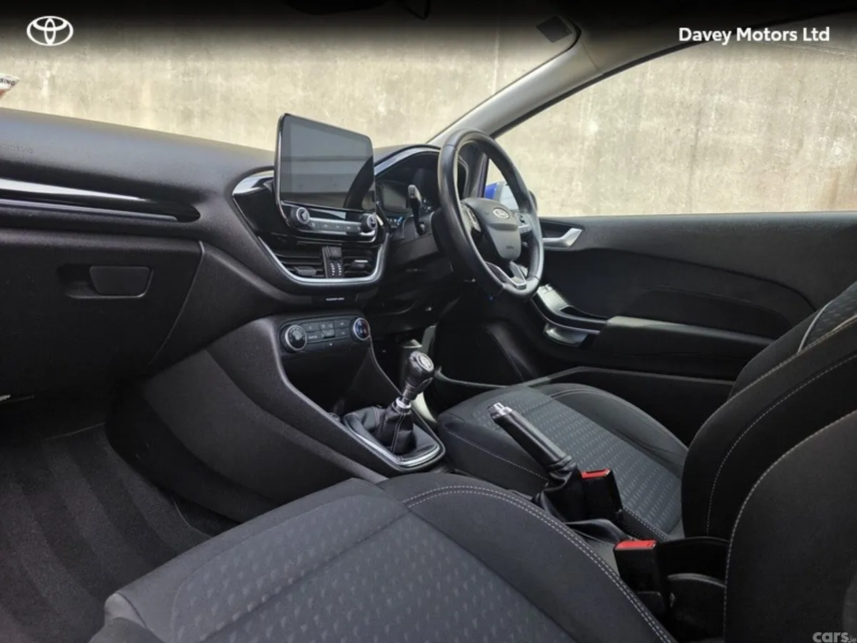 Ford Fiesta Hatchback, Petrol, 2018, Blue