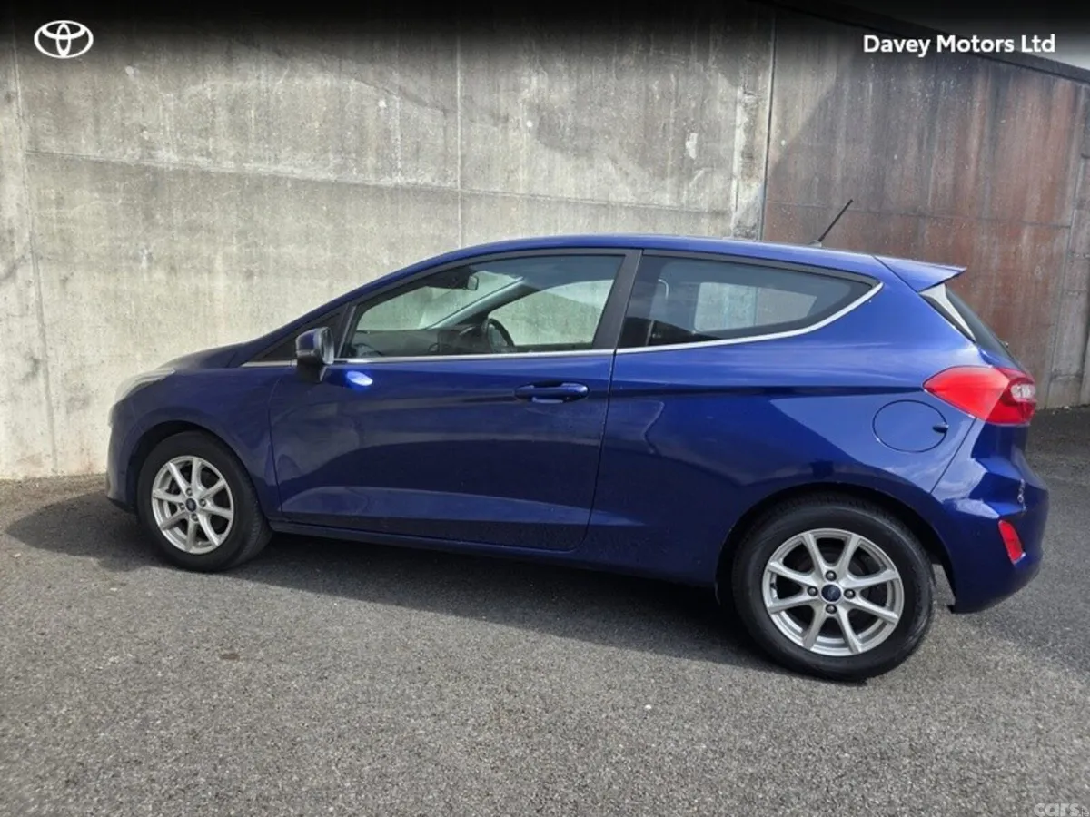 Ford Fiesta Hatchback, Petrol, 2018, Blue