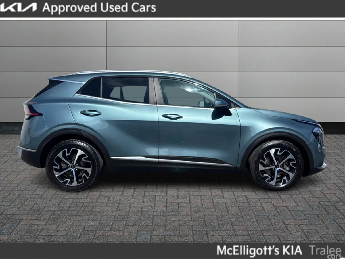 Kia Sportage MPV, Diesel Hybrid, 2023, Grey