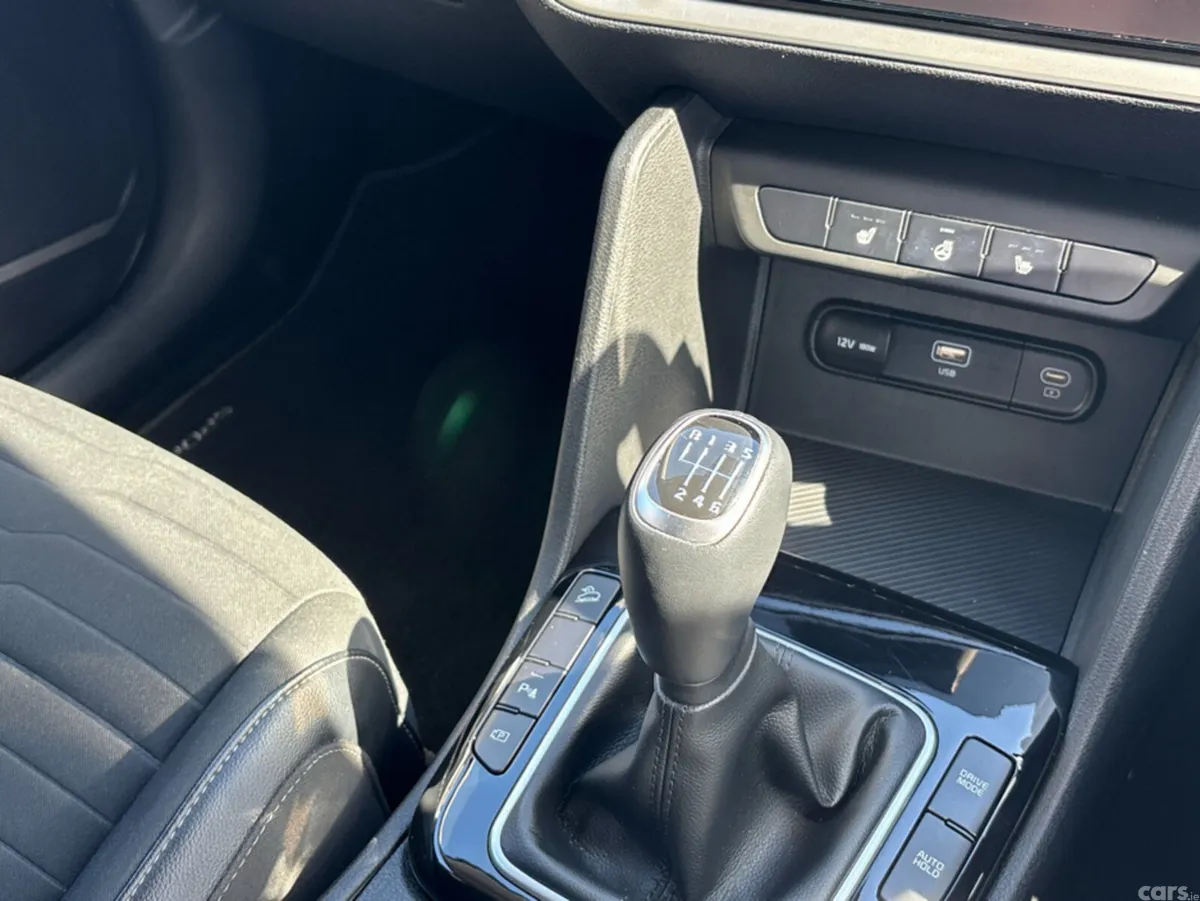 Kia Sportage MPV, Diesel Hybrid, 2023, Grey