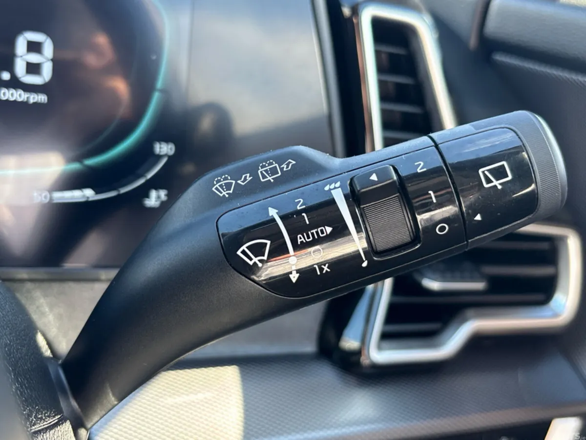 Kia Sportage MPV, Diesel Hybrid, 2023, Grey
