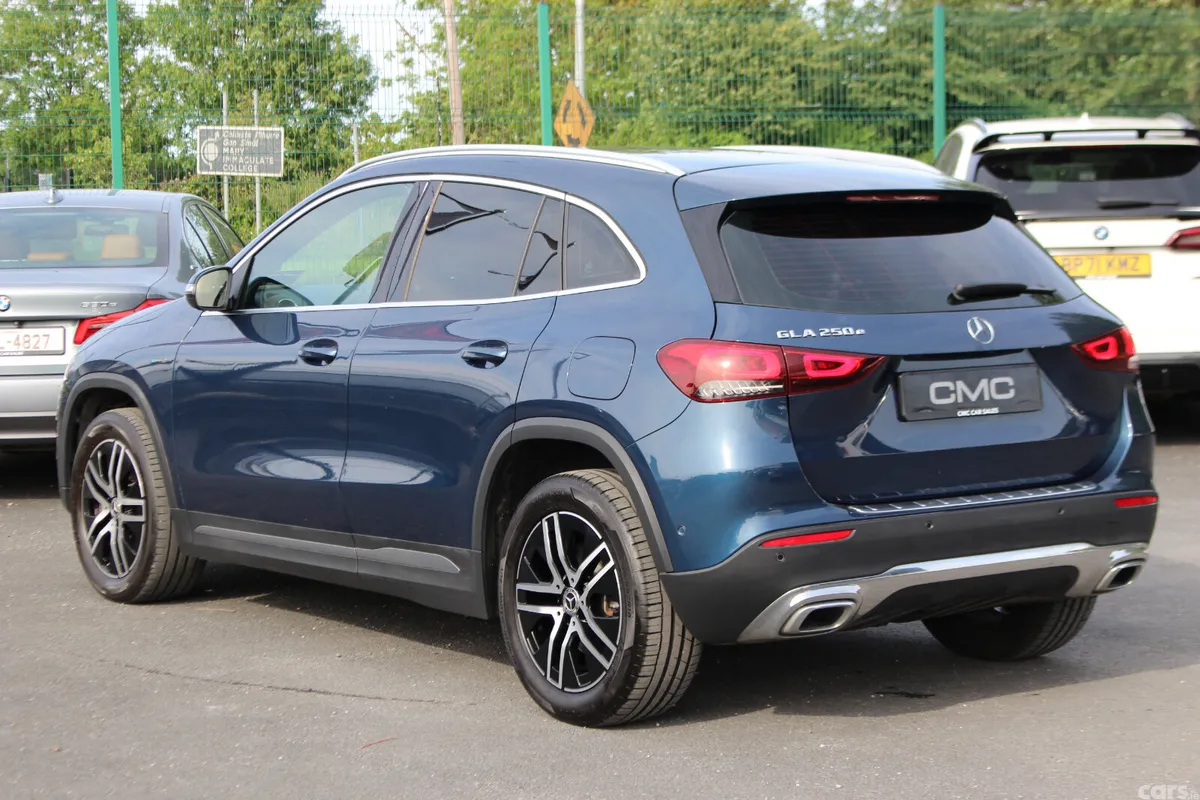 Mercedes-Benz GLA SUV, Petrol Plug-in Hybrid, 2021, Blue