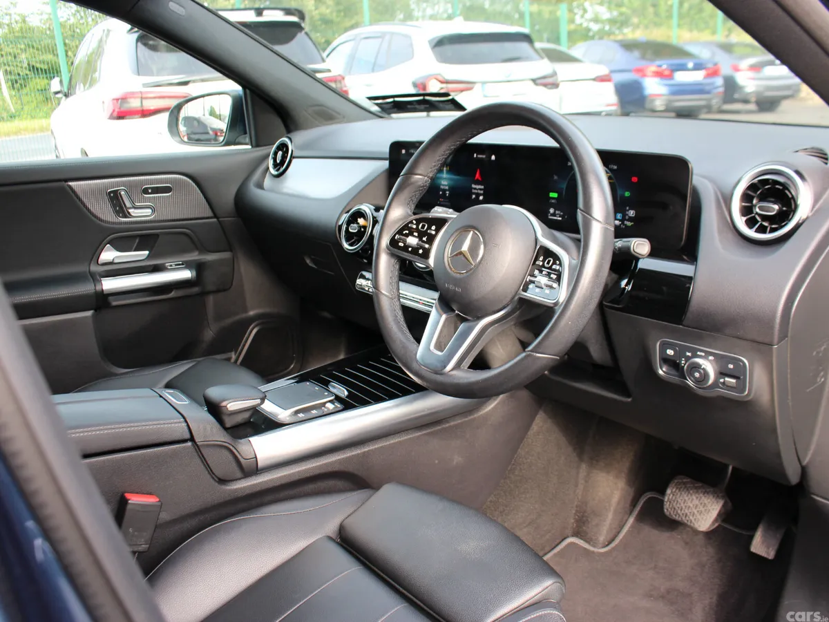 Mercedes-Benz GLA SUV, Petrol Plug-in Hybrid, 2021, Blue