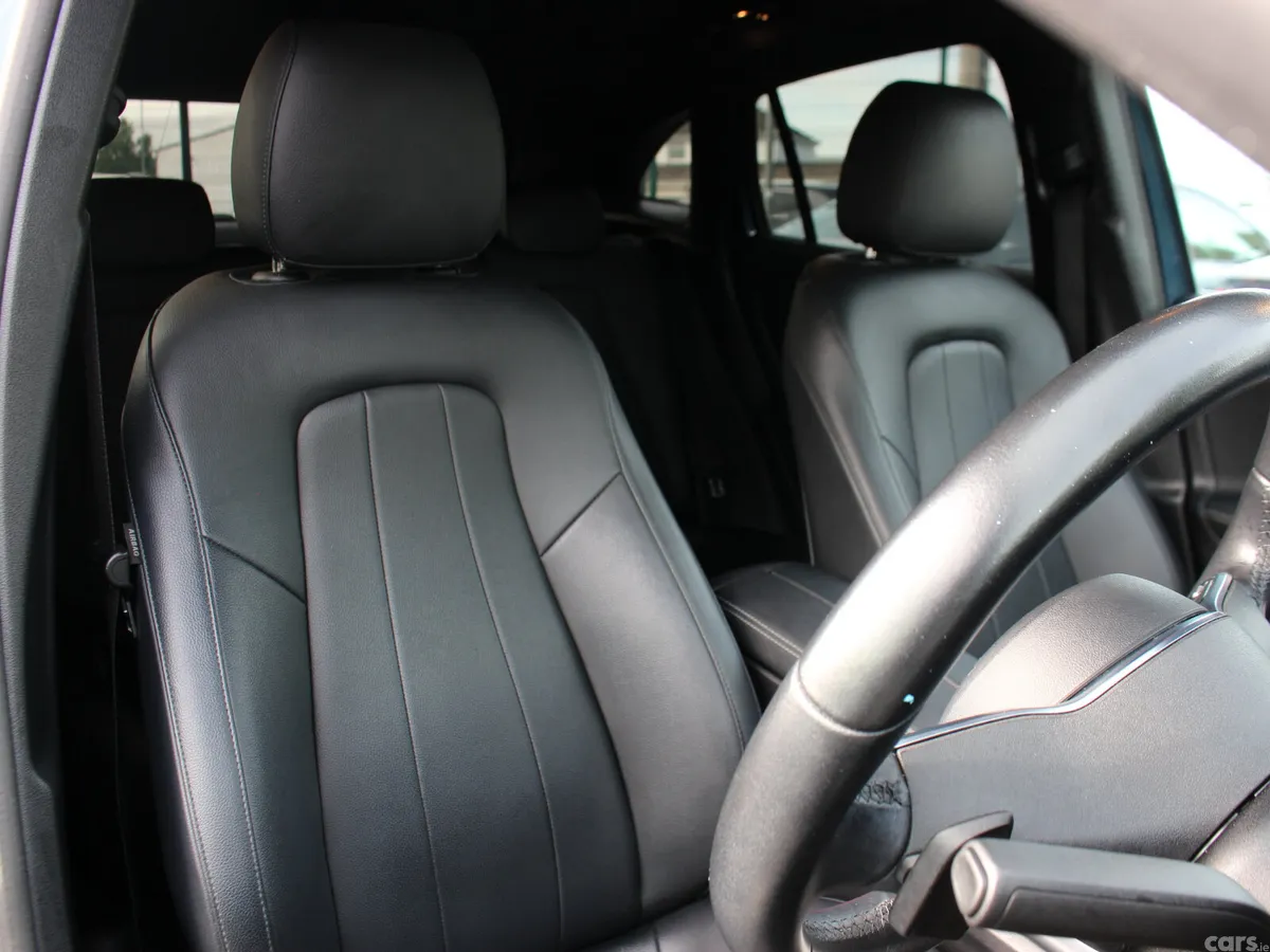 Mercedes-Benz GLA SUV, Petrol Plug-in Hybrid, 2021, Blue