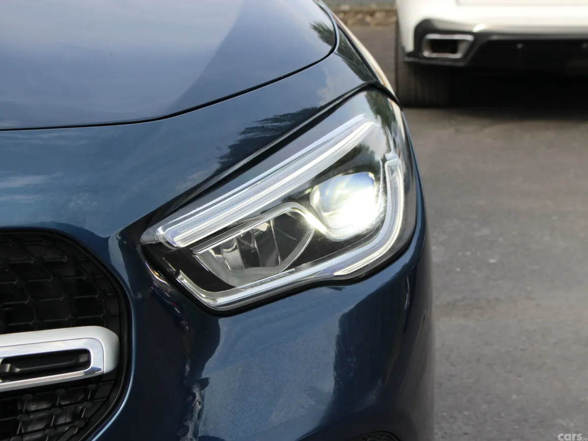 Mercedes-Benz GLA SUV, Petrol Plug-in Hybrid, 2021, Blue