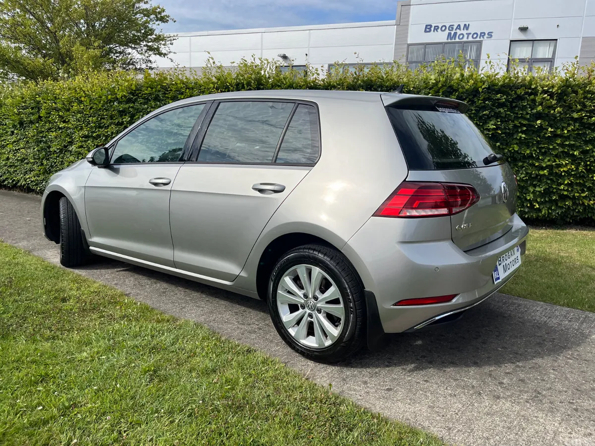 Volkswagen Golf Hatchback, Diesel, 2019, Grey