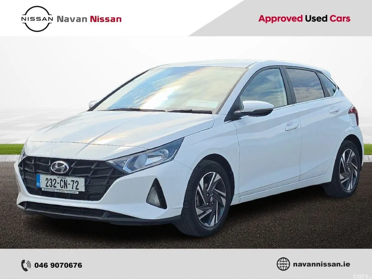Hyundai i20 Hatchback, Petrol, 2023, White