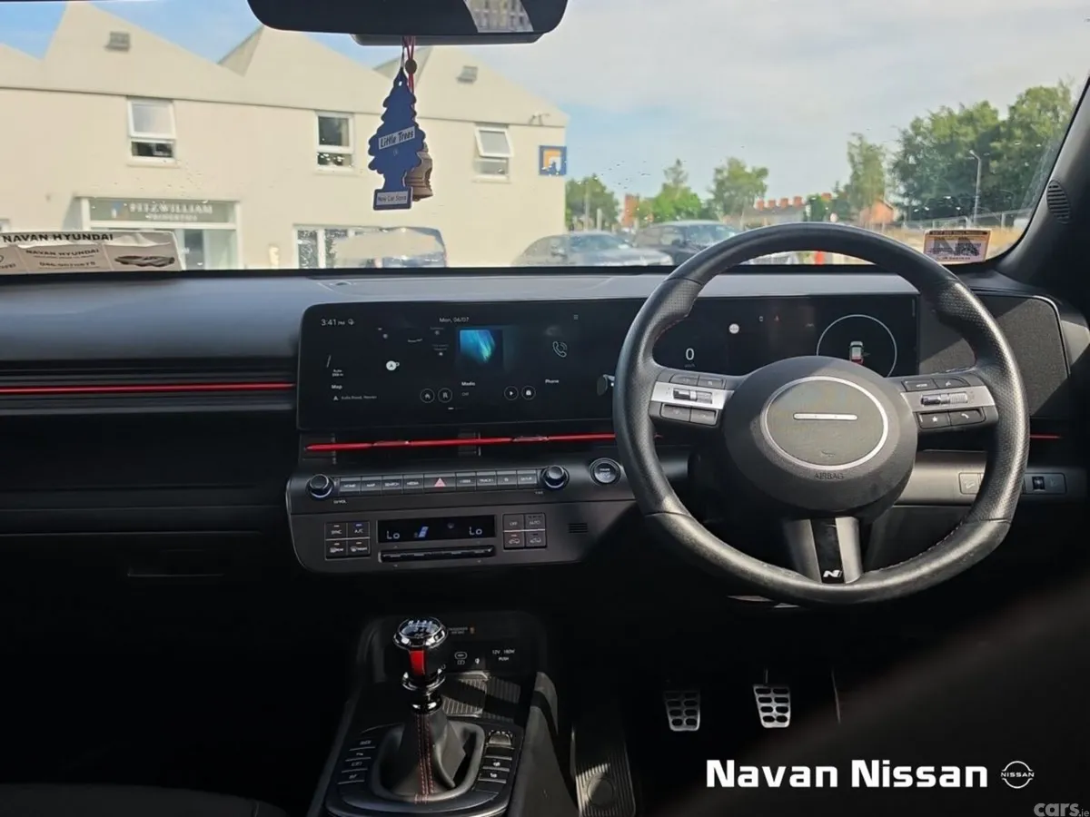 Hyundai KONA MPV, Petrol, 2024, Black